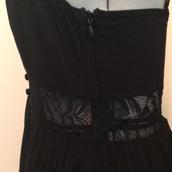 Bundle 3 summer dresses size medium - Picture 5 of 12